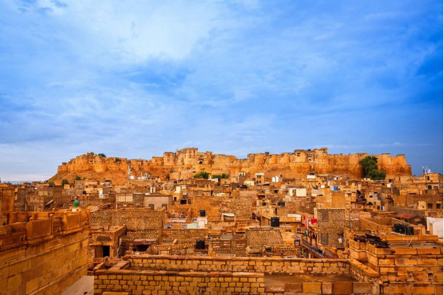 Jaisalmer car rental service