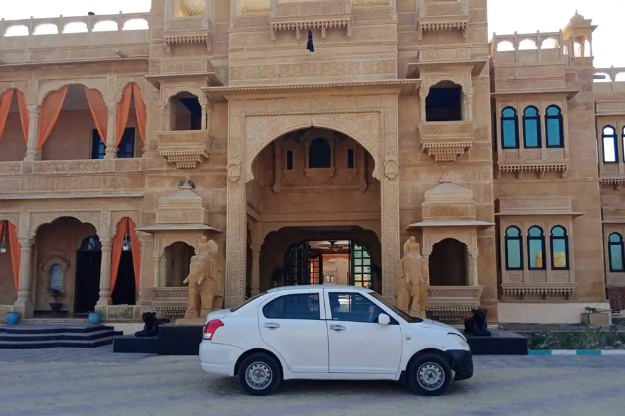 Reliable Jaipur to Jaisalmer Car Rental Services